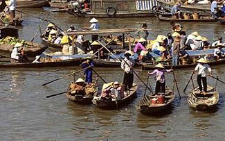 Cai be floating market, cai be, mekong cruise, mekong tours